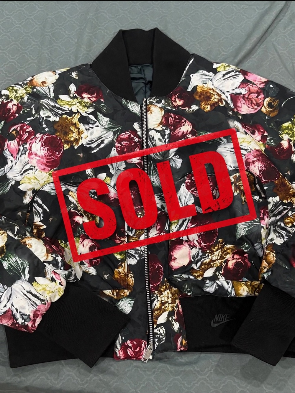 Nike Tech Pack Therma Fit Reversible Floral Jacket FB8811-681 Women’s Size L